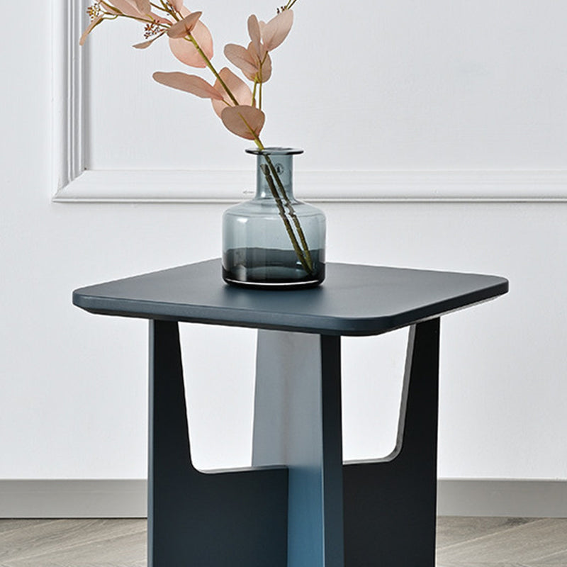 Table d'appoint moderne Cothern