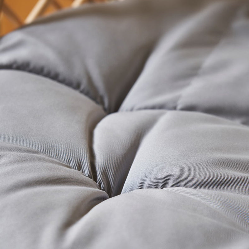 Chaise ballon en rotin Lola