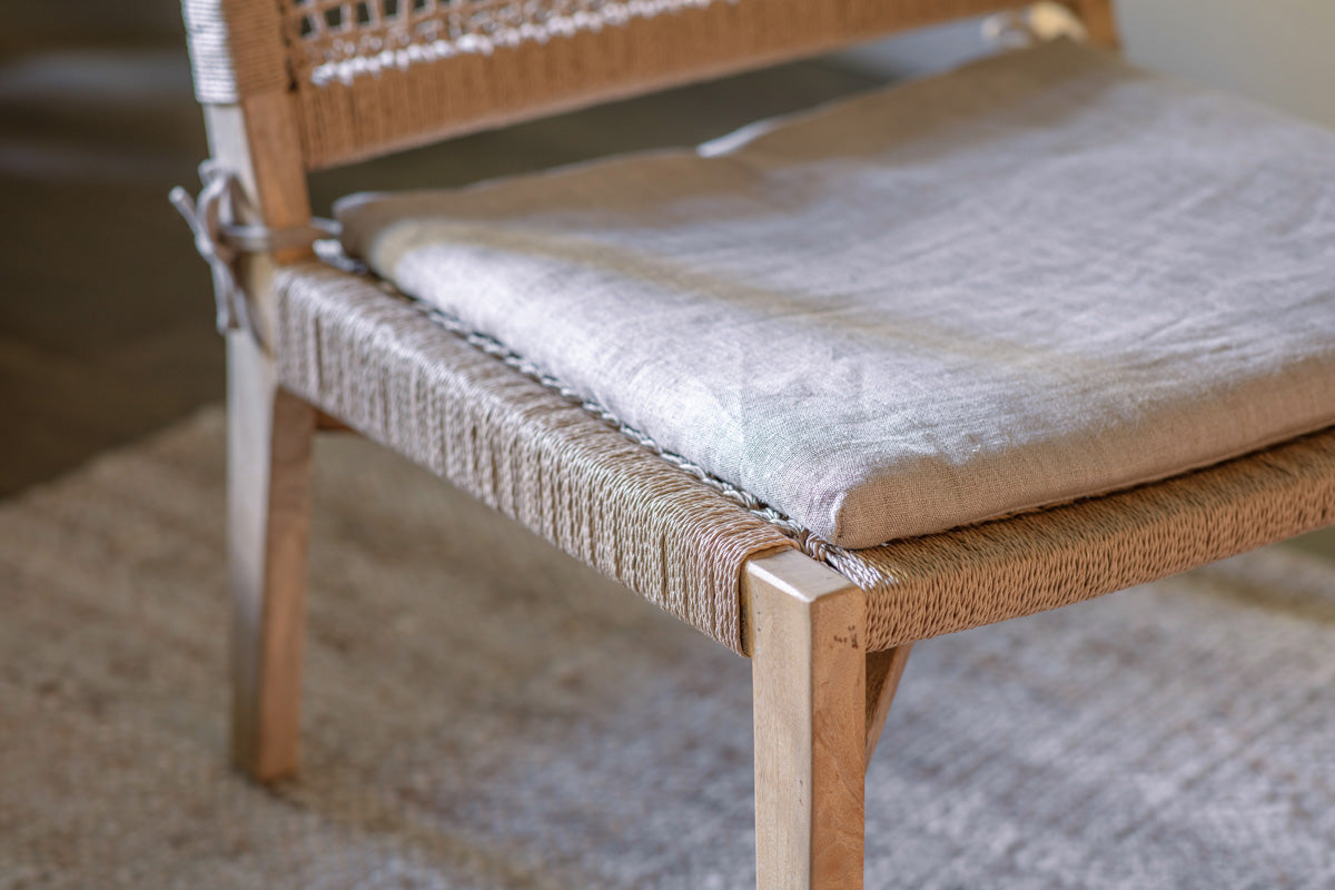 Chaise d'appoint en bois de manguier et corde Aamani - Naturel
