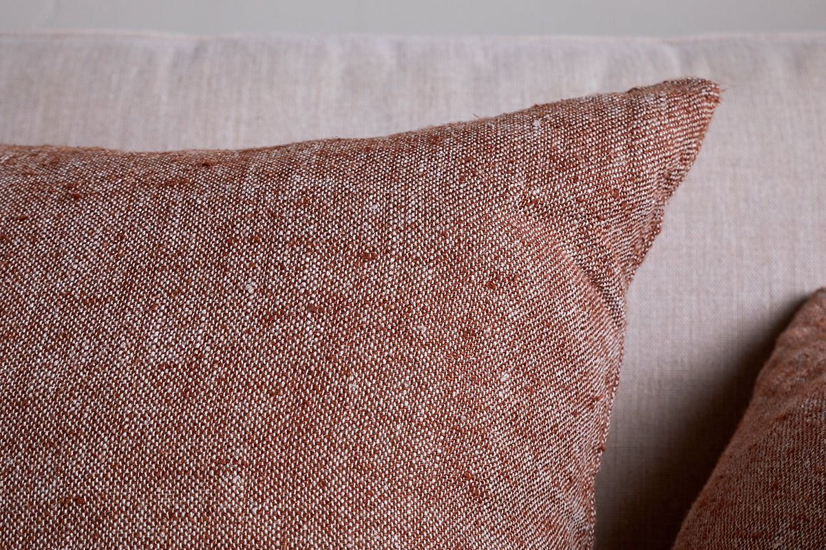 Housse de coussin en lin Kana - Rouille