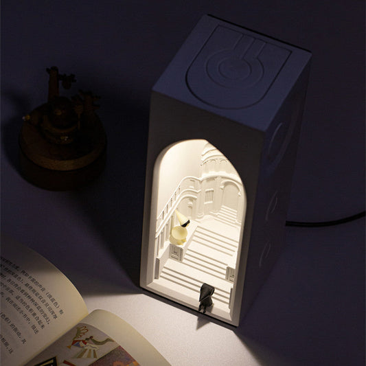 Veilleuse en béton du château d'Akiana