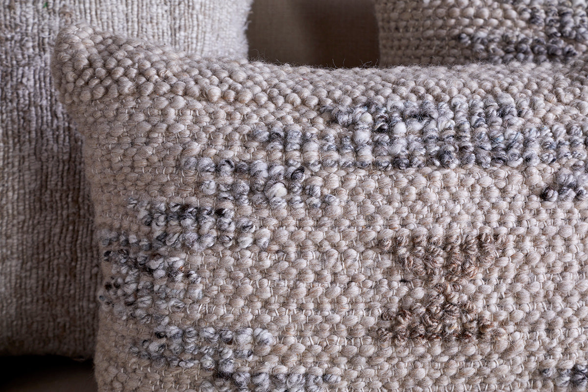 Housse de coussin Tendai en coton et laine - Naturel