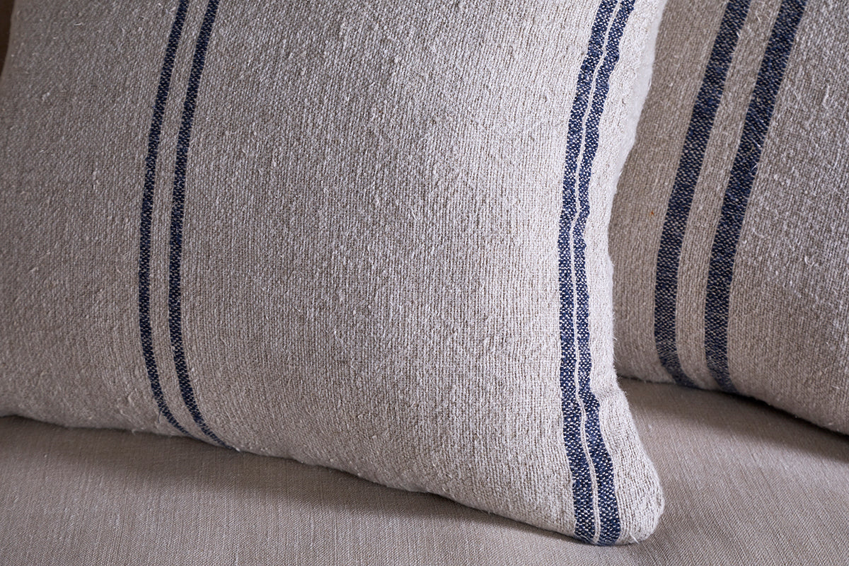 Housse de coussin Tendali en lin à rayures - Bleu marine