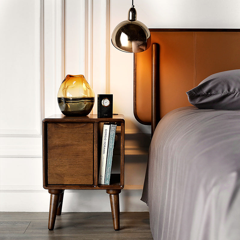 Table de chevet en bois massif Gloia 