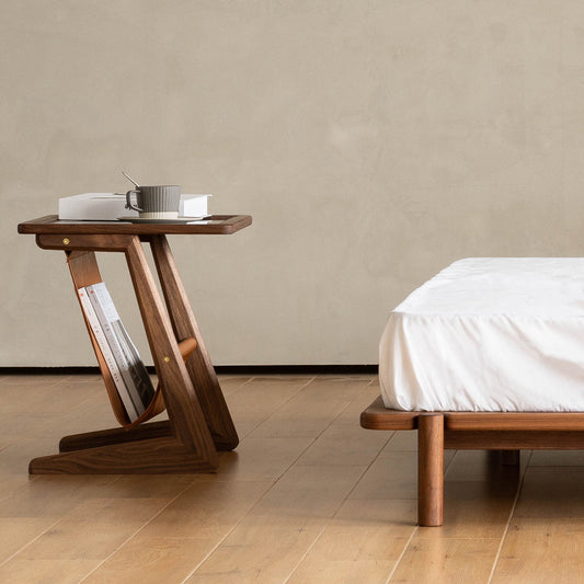 Table d'appoint en bois massif Burnes