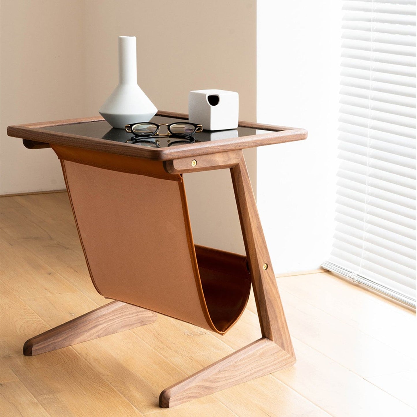 Table d'appoint en bois massif Burnes