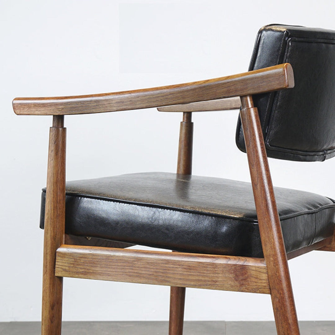 Fauteuil rembourré en bois massif Eastyle