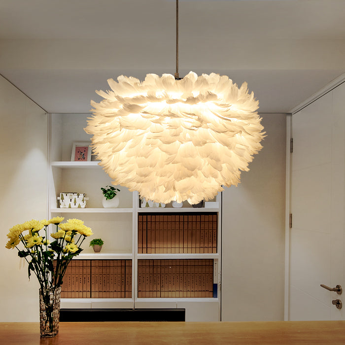 Pendentif géométrique unique Manrique avec des accents de plumes