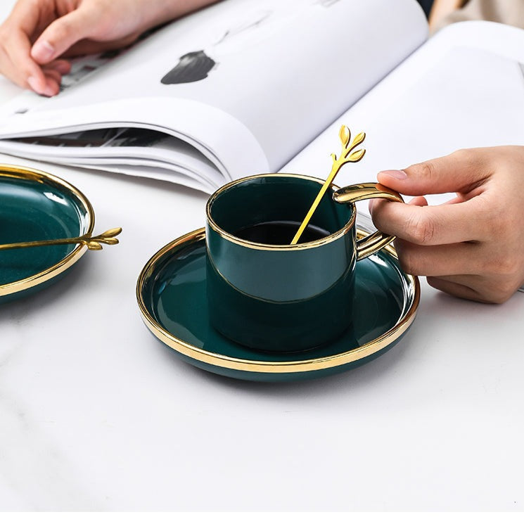 Service à thé en porcelaine Hemby