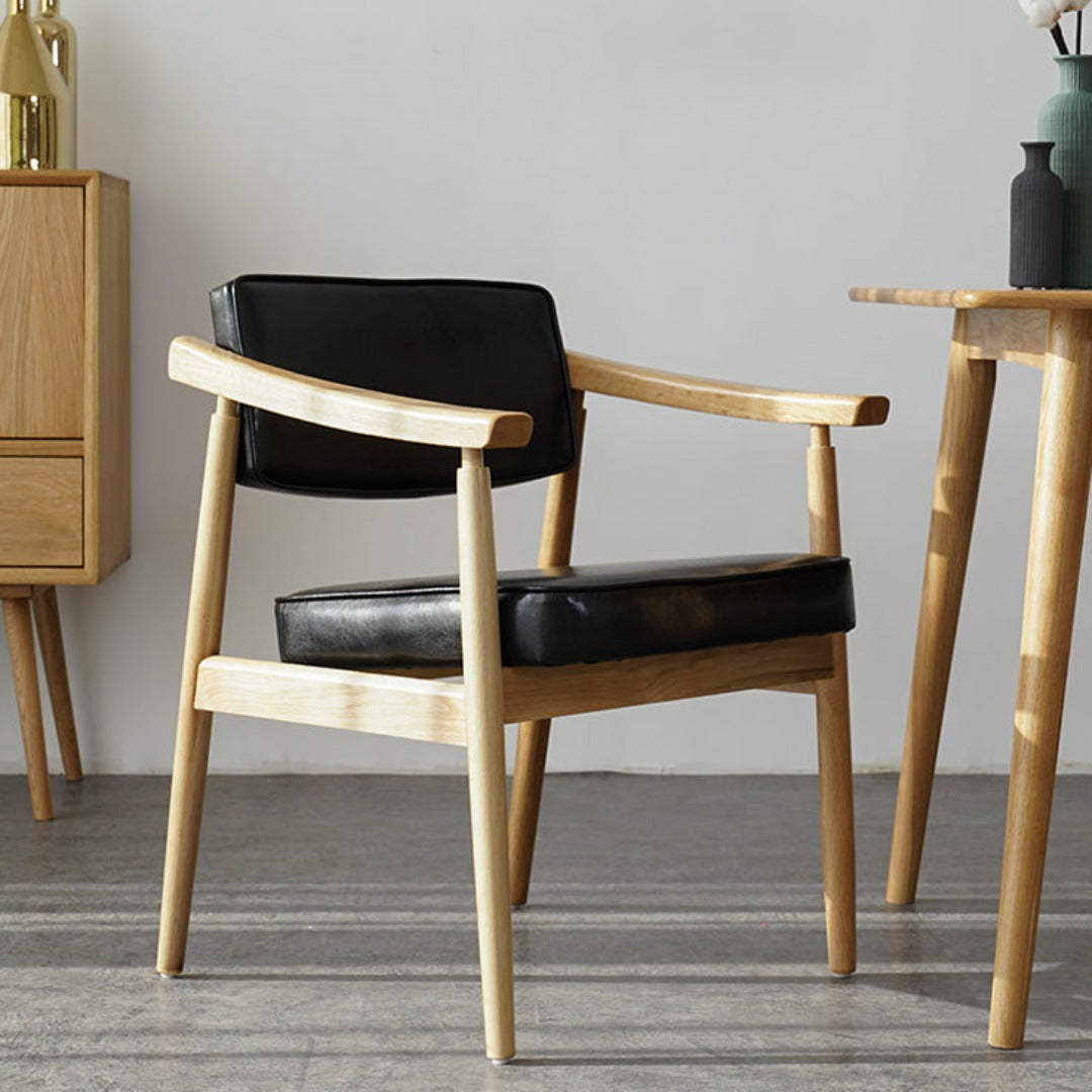 Fauteuil rembourré en bois massif Eastyle