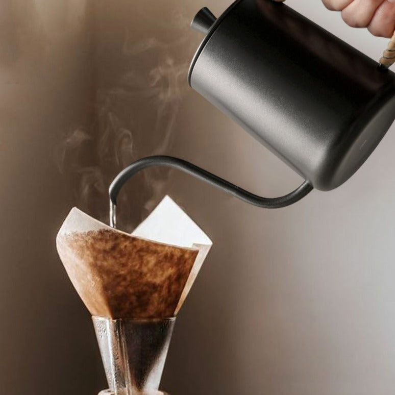 Bouilloire à goutte, cafetière, théière