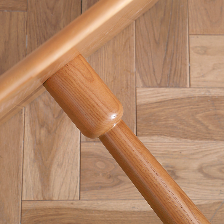 Table d'appoint en frêne Hysley