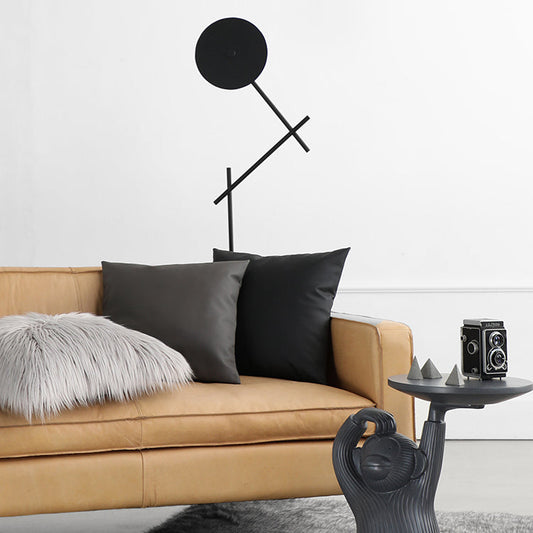 Oreiller en cuir artificiel aux tons de terre