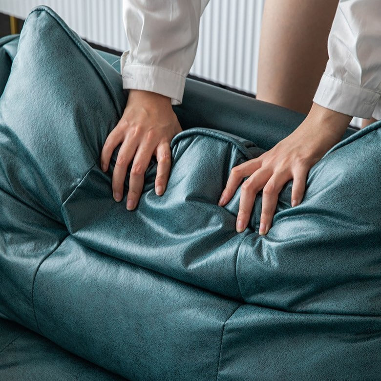 Canapé à accoudoirs carrés en similicuir Lesa