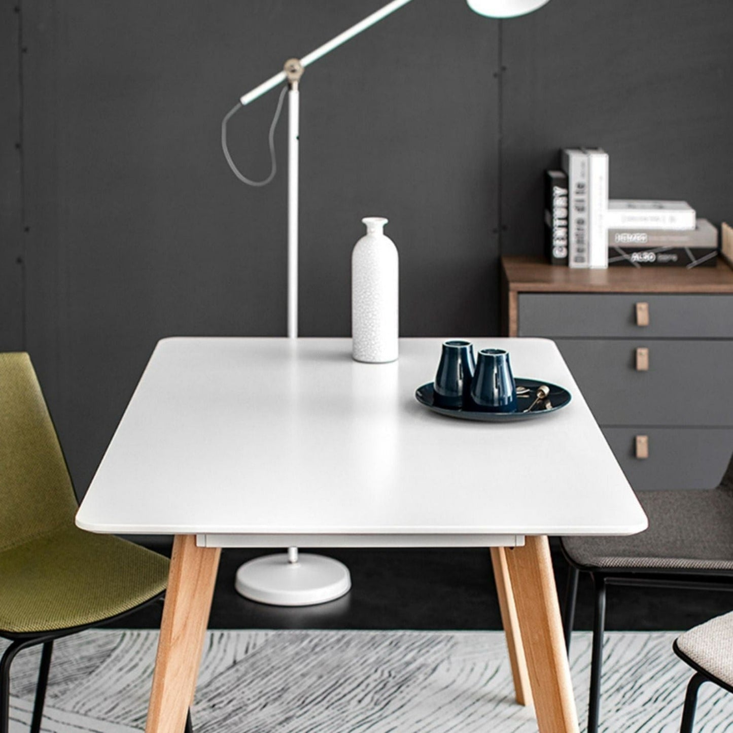 Bureau minimaliste Colburn 