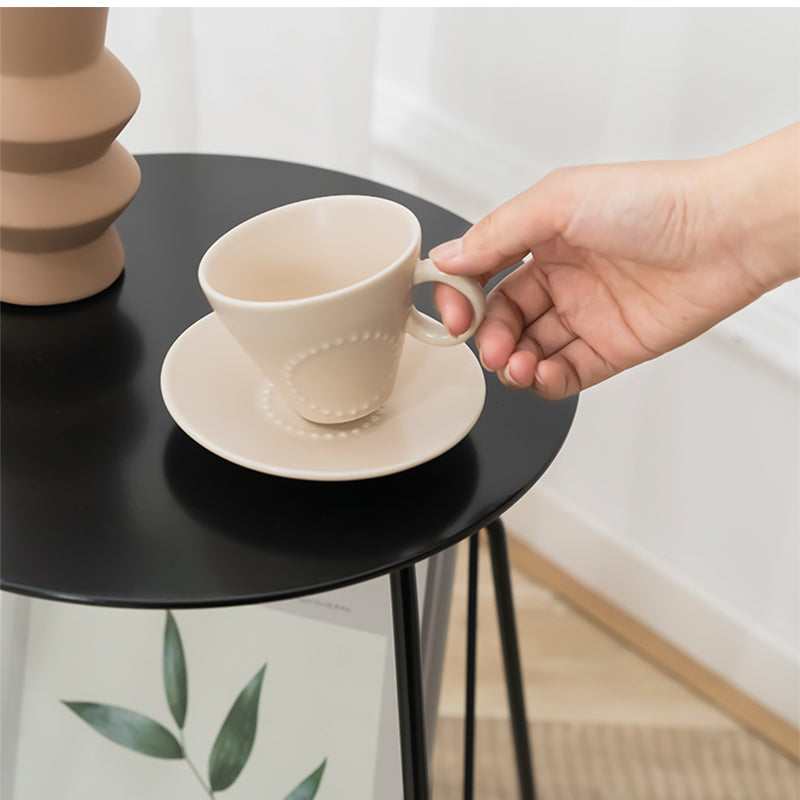 Table de bout avec plateau en fer Hiliritas