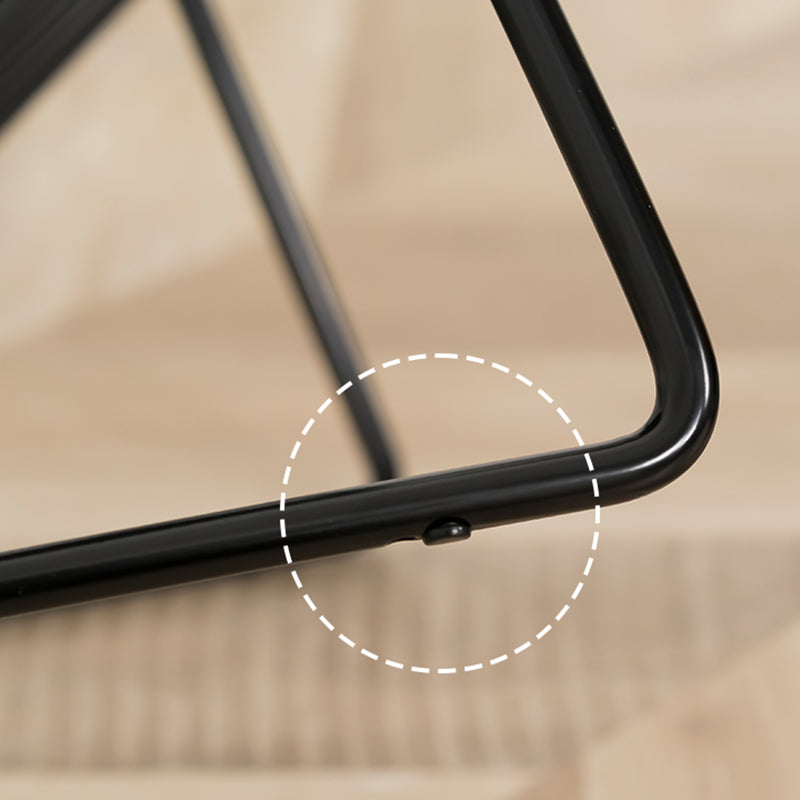 Table de bout avec plateau en fer Hiliritas