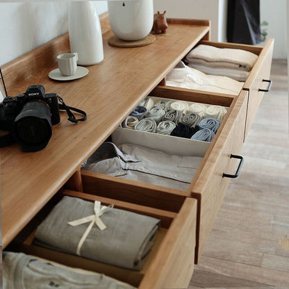 Buffet 9 tiroirs en bois dur nordique DANIELLA