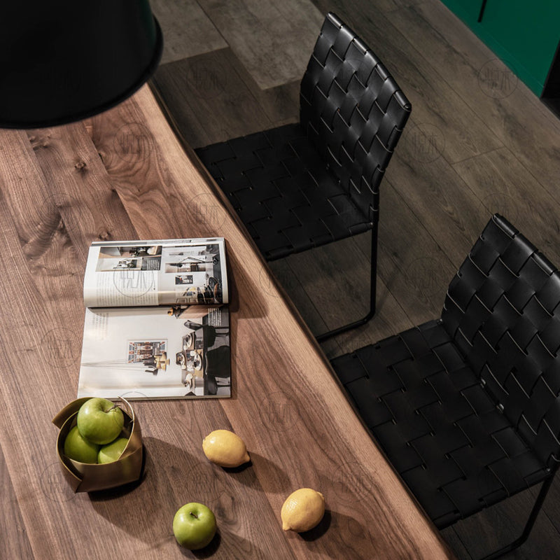 Table à manger Jasper Live Natural Edge en bois massif (choisissez parmi 4 couleurs)