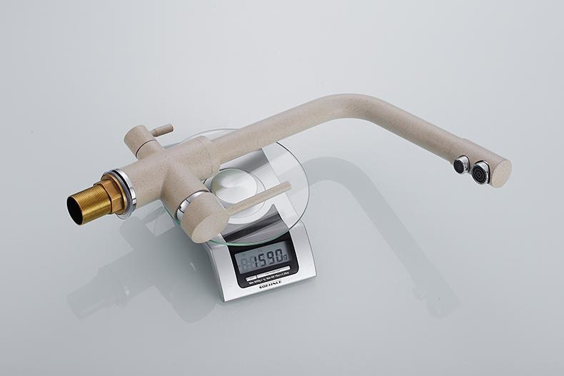 Robinet de cuisine minimaliste ARMAND noir mat/nude