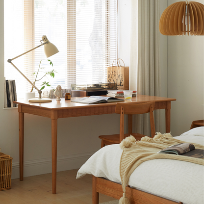 Table à manger en bois de cerisier Arvin