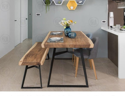 Ensemble de table à manger et chaises en bois massif AVERY, design acacia suar