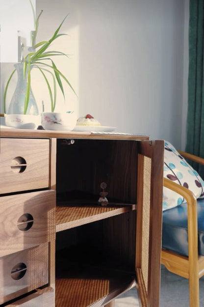 Buffet en rotin ALLISON (2 couleurs au choix : naturel et noyer)