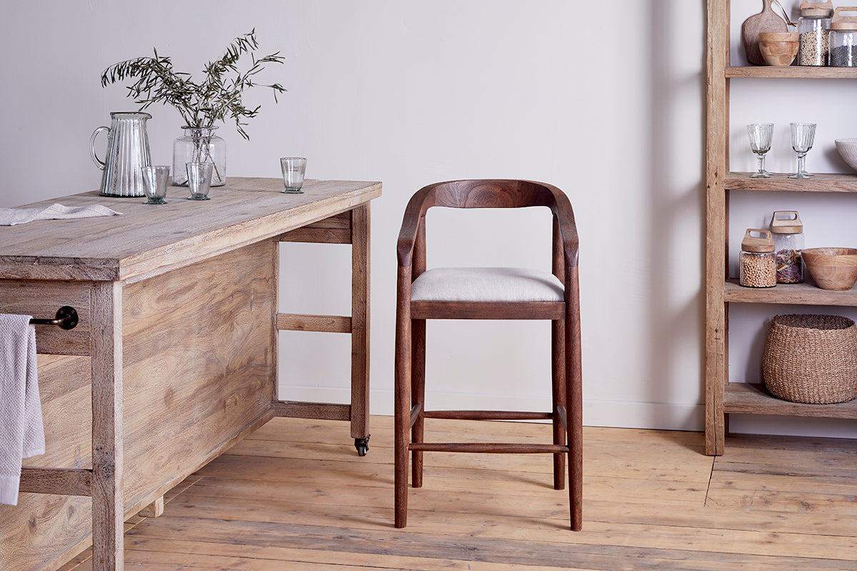 Chaise de comptoir rembourrée en acacia Anbu - Noyer lavé