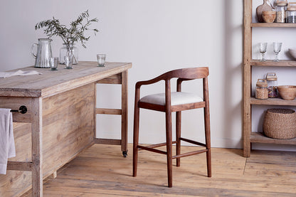Chaise de comptoir rembourrée en acacia Anbu - Noyer lavé