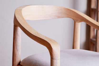 Chaise de comptoir rembourrée en bois de manguier Anbu - Naturel