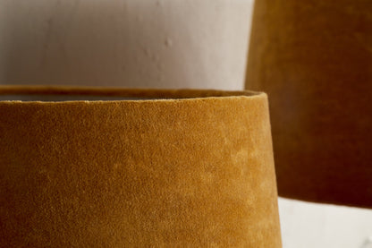 Abat-jour Batakha en Velours et Lin - Ocre Foncé