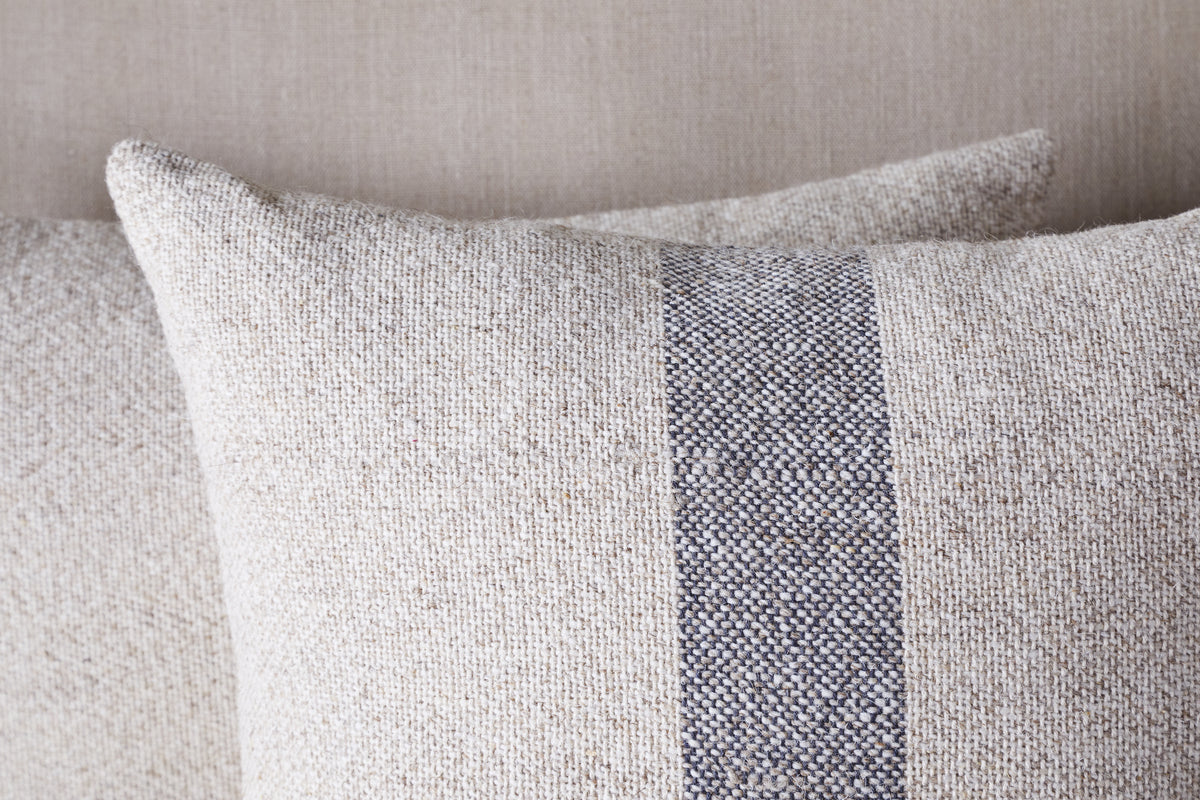Housse de coussin Kallu en laine et coton - Naturel