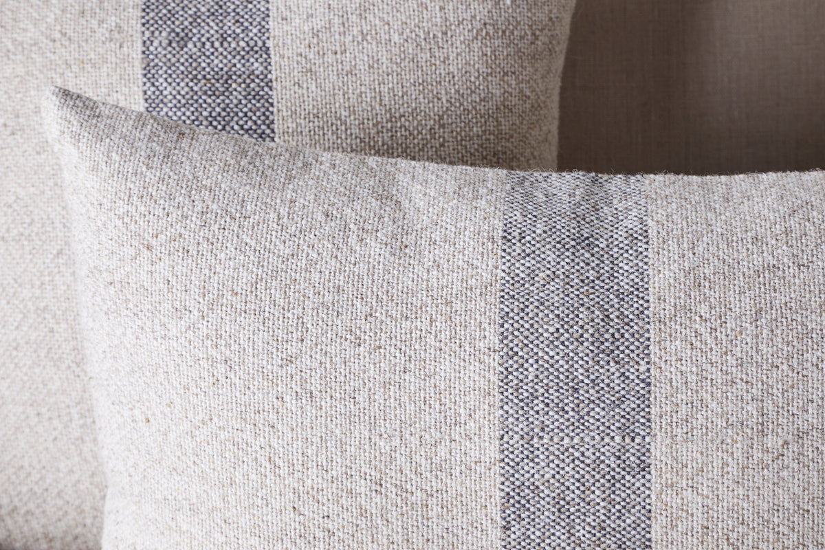 Housse de coussin Kallu en laine et coton - Naturel