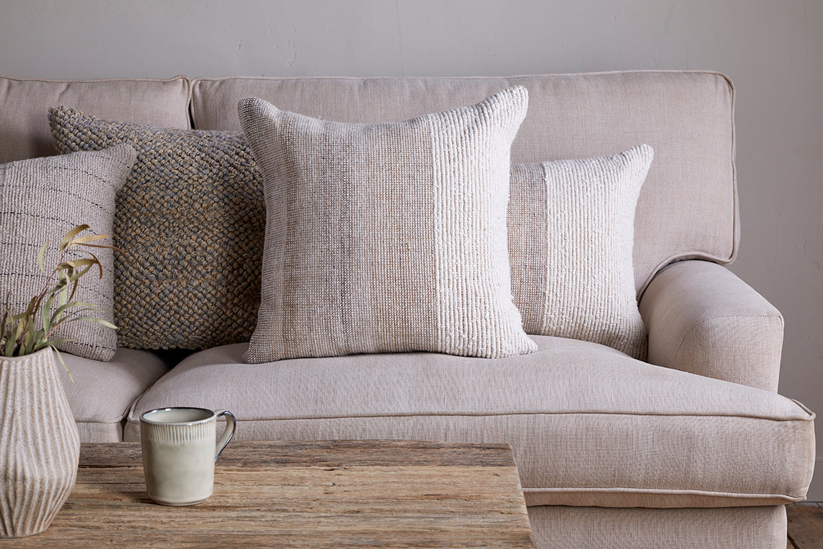 Housse de coussin Karaya en coton et laine - Naturel