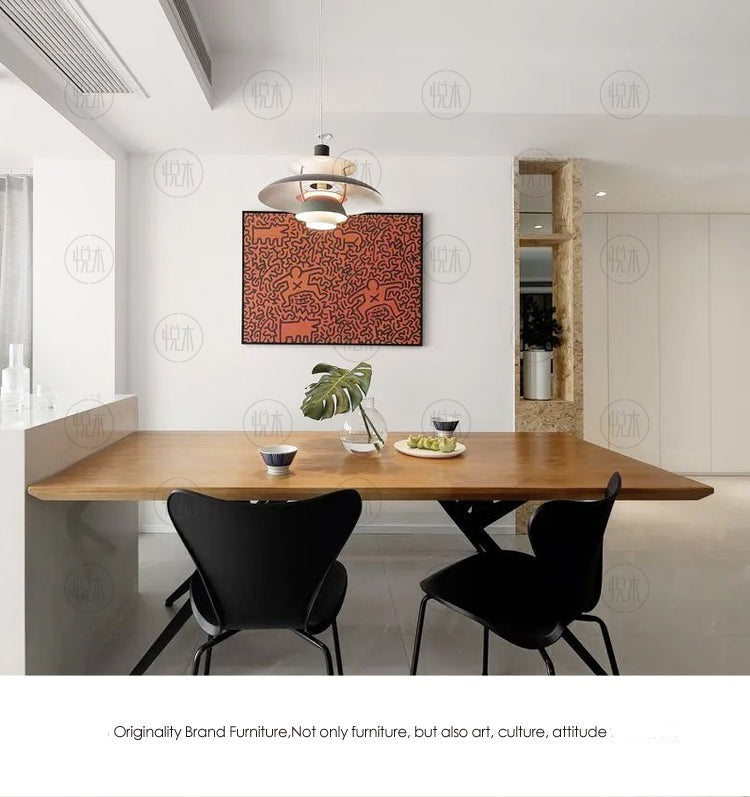 Table à manger scandinave nordique LINDSEY Radisson en bois massif, bord brut / bord droit