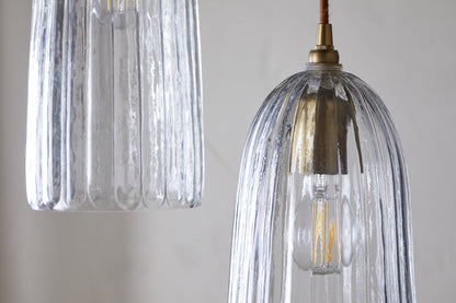 Luminaire en grappe de verre recyclé cannelé Lumina - Transparent