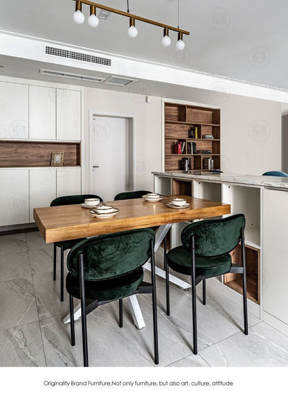 Table à manger en bois massif Maeve japonaise scandinave