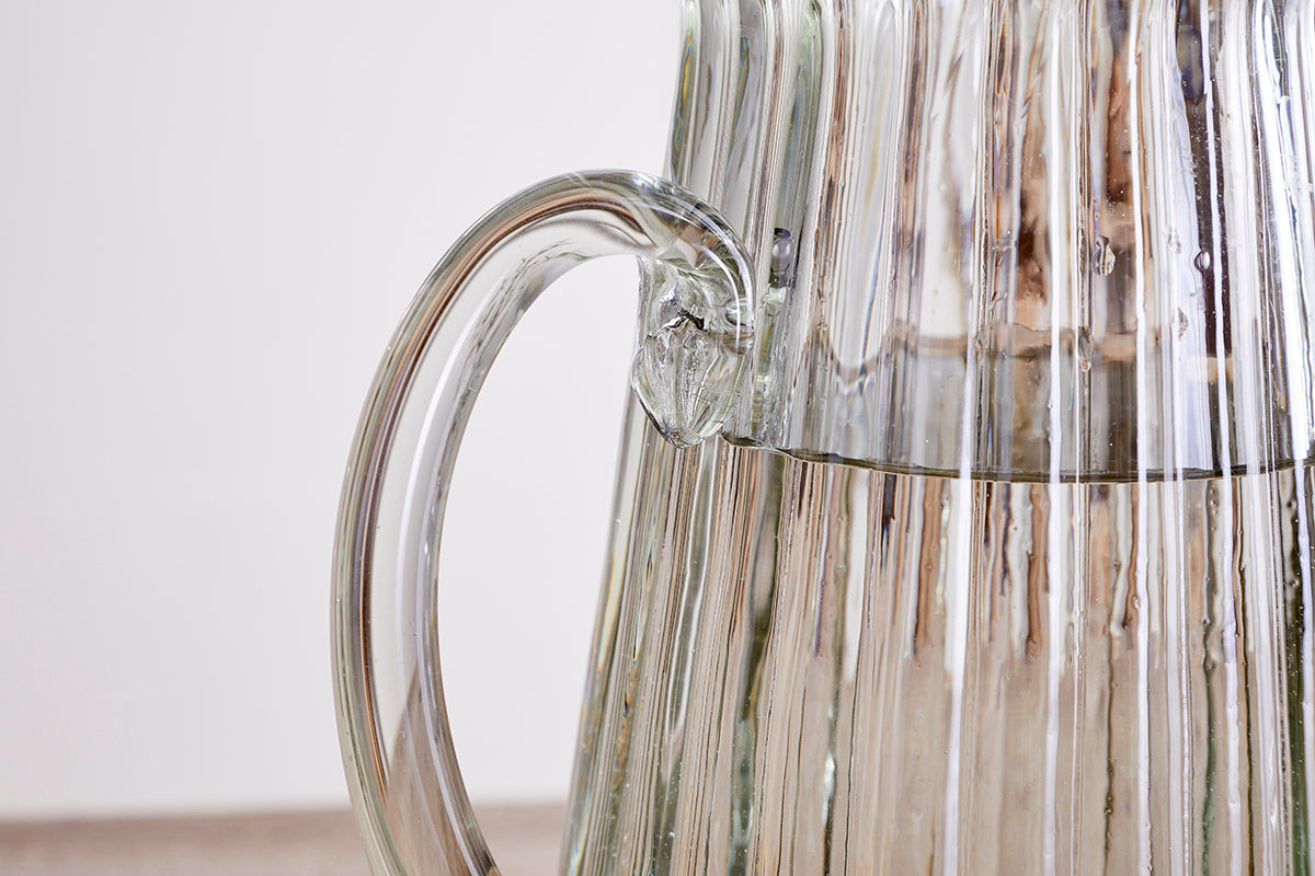 Pichet en verre côtelé Minati - Transparent
