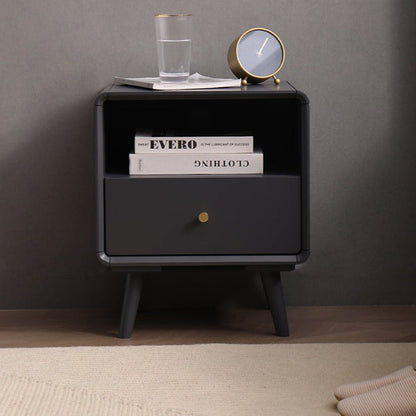 BROOKE MARRIOTT Table de chevet scandinave tout en bois massif nordique (4 couleurs noyer, gris, noir, blanc)