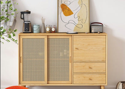 Buffet HAILEY en rotin avec portes coulissantes, style côtier et insulaire, en bois massif (2 couleurs, 2 tailles)