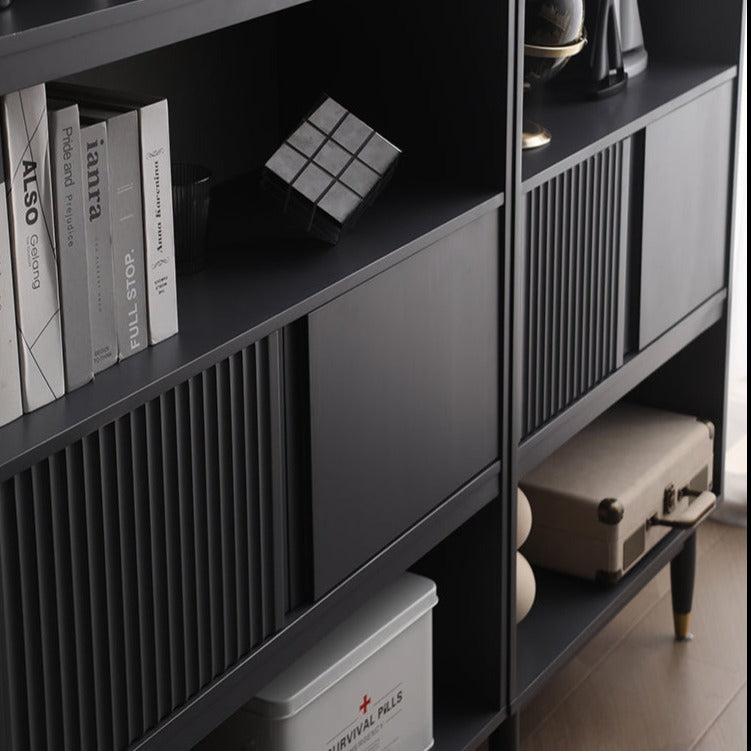 Bibliothèque ISABEL HYATT en bois massif nordique (2 tailles, 4 couleurs)