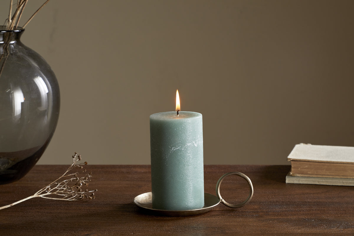 Bougie pilier rustique au soja – Vert sauge – Petite