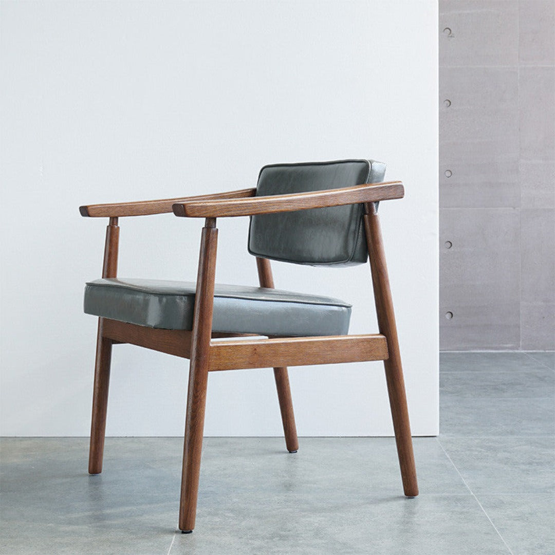 Fauteuil rembourré en bois massif Eastyle