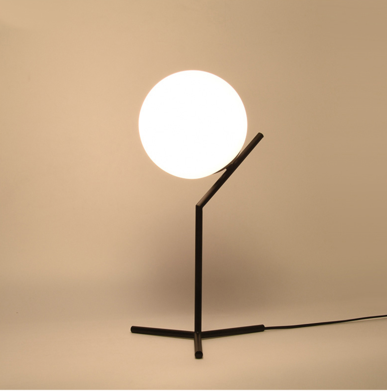 Lampe de table LED contemporaine GABRIEL Full Moon