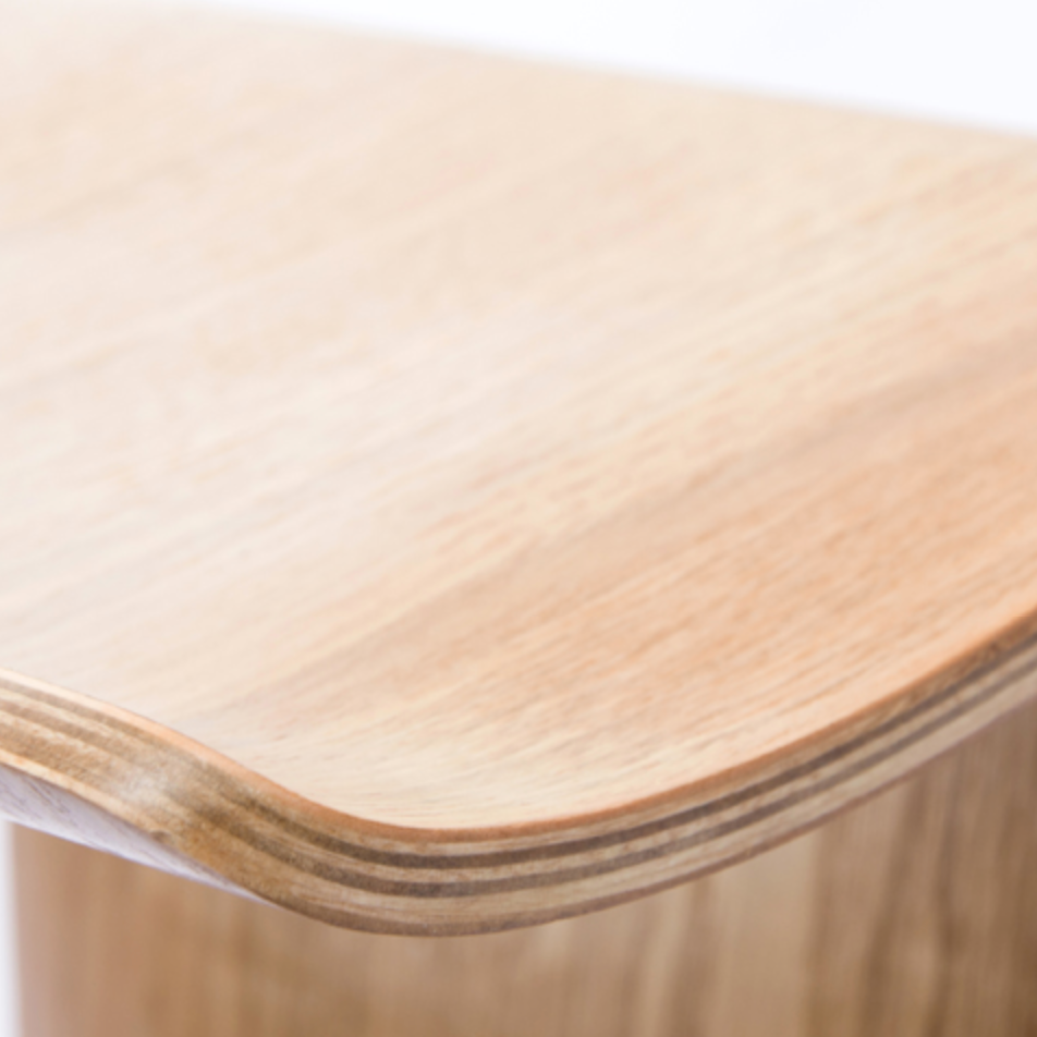 Tabouret d'appoint papillon en bois courbé