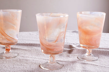 Verre à vin tourbillon en marbre Shirali - Abricot - (lot de 4)