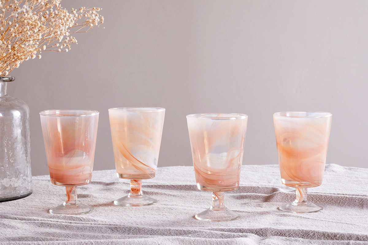 Verre à vin tourbillon en marbre Shirali - Abricot - (lot de 4)