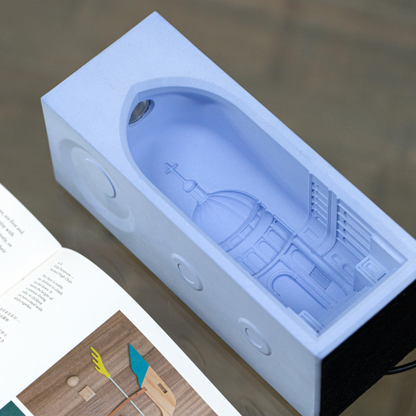 Veilleuse en béton du château d'Akiana