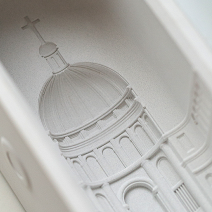 Veilleuse en béton du château d'Akiana