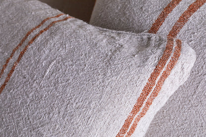 Housse de coussin Tajana en lin à rayures - Rouille